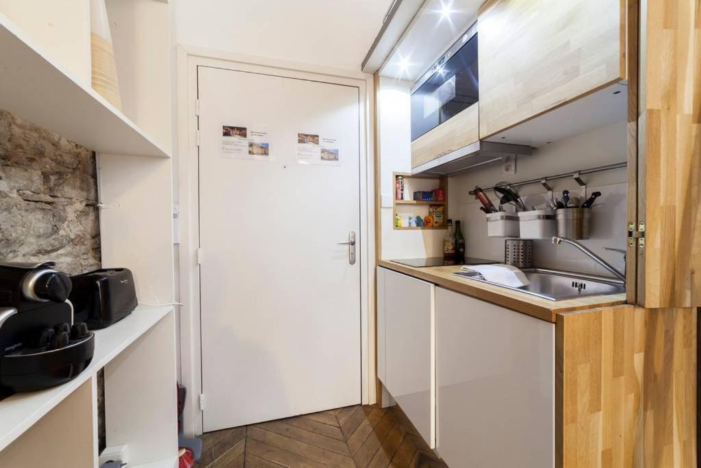 Studio Cosy En Centre Ville Aux Cordeliers Ail Лион Экстерьер фото