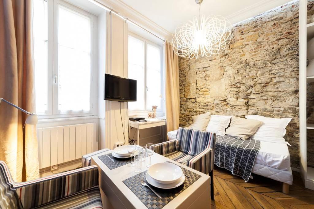 Studio Cosy En Centre Ville Aux Cordeliers Ail Лион Экстерьер фото