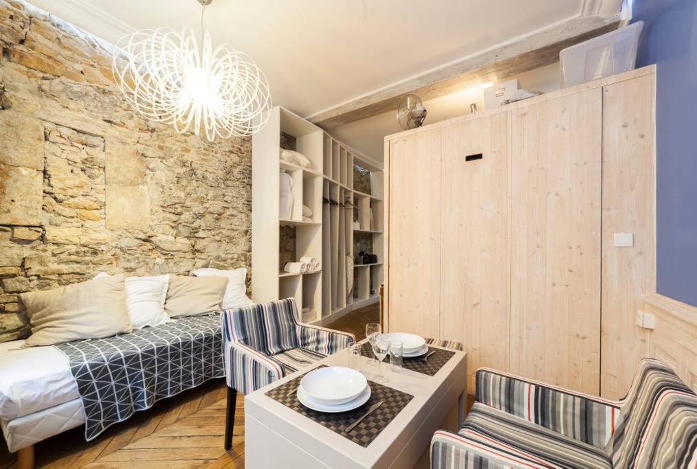 Studio Cosy En Centre Ville Aux Cordeliers Ail Лион Экстерьер фото